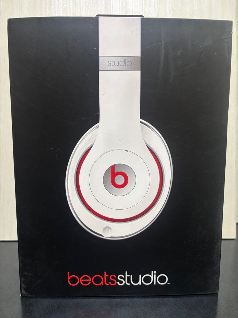 Beats Studio オーバーイヤーヘッドフォン
