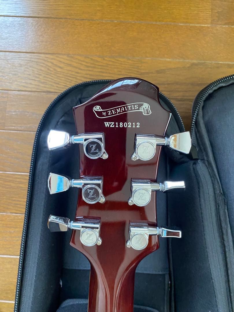 Zemaitis エレキギター オレンジ色 ケース付き