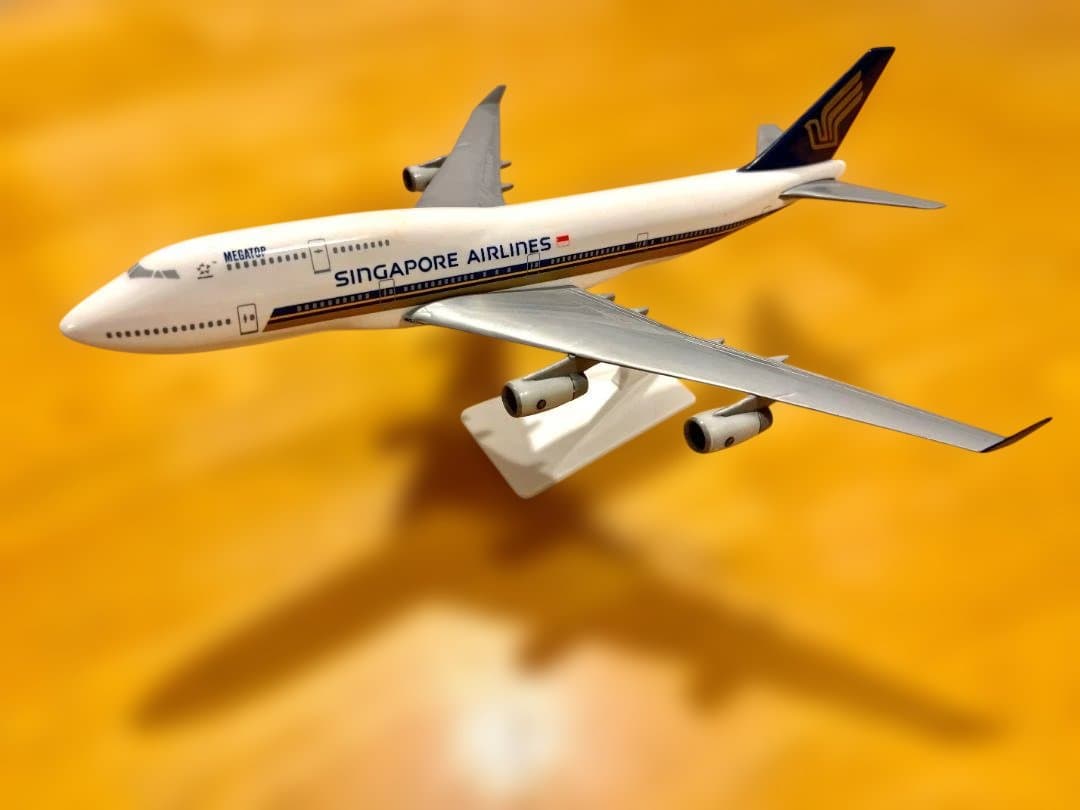 PPC HOLLAND シンガポール航空 747-400